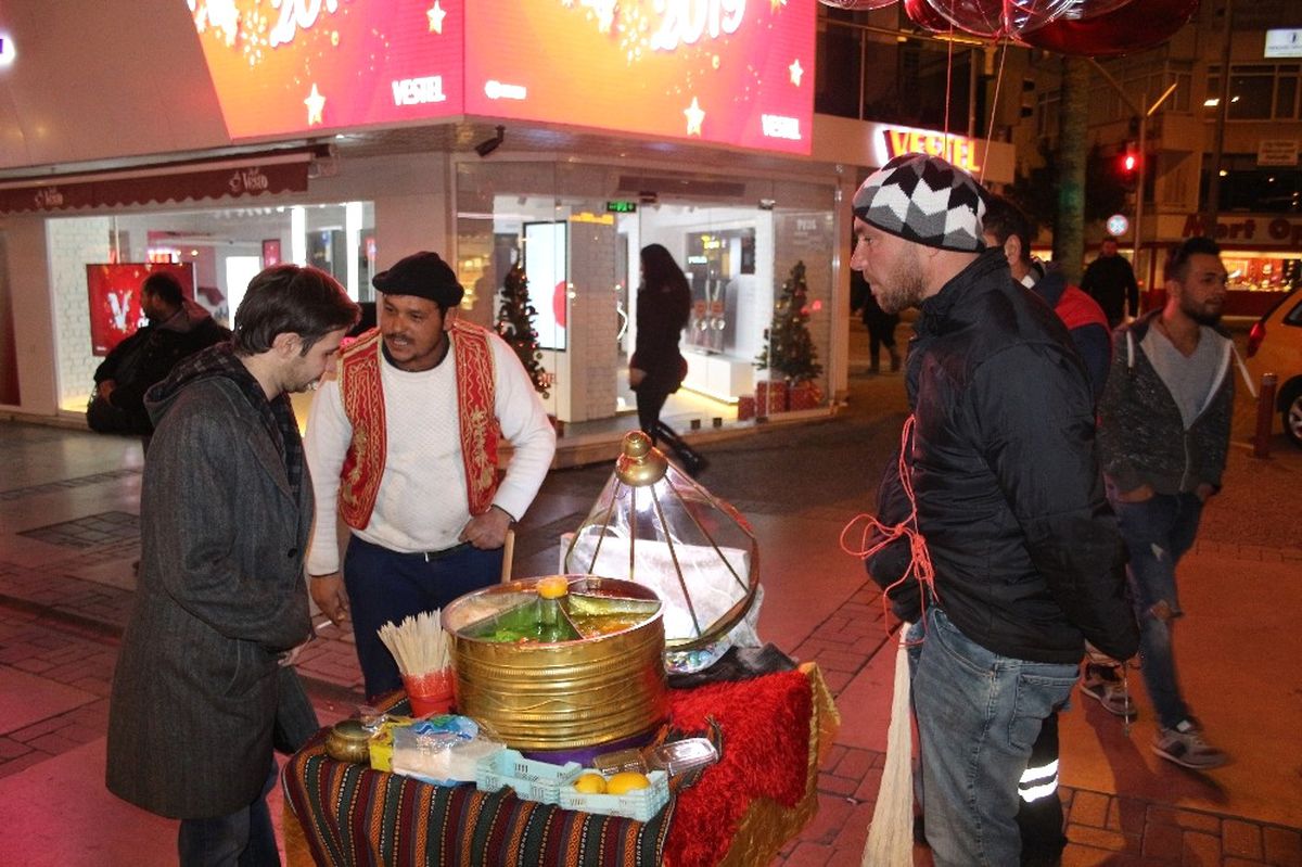 Yılbaşı Kimi İçin Eğlence, Kimi İçin de Ekmek Parası