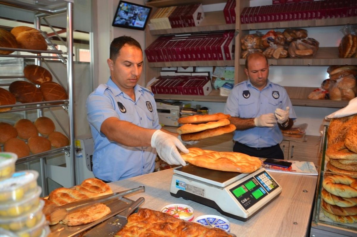 Aliağa\'da Zabıta Ekipleri 1 Yılda Bin 192 Başvuruyu Çözüme Kavuşturdu