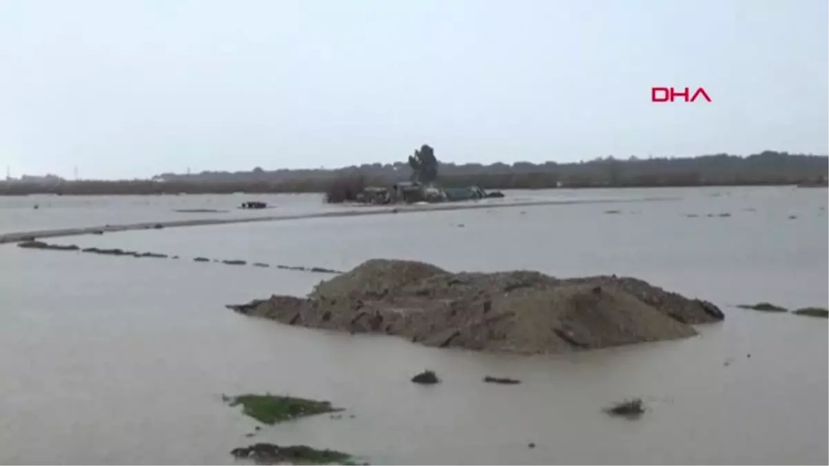 Antalya Sağanak Sonrası Tarım Alanları ve Kamp Sahalarını Su Bastı