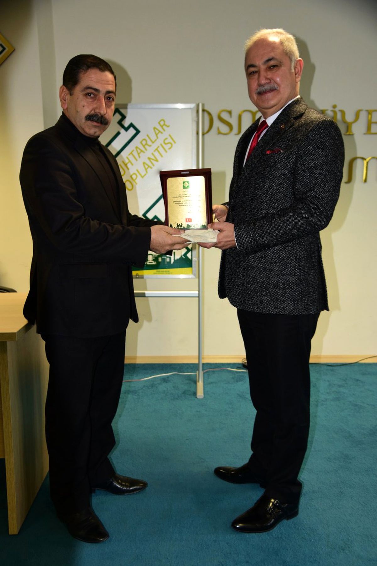 Başkan Kara, 2019 Yılının İlk Mesaisini Mahalle Muhtarları İle Yaptı