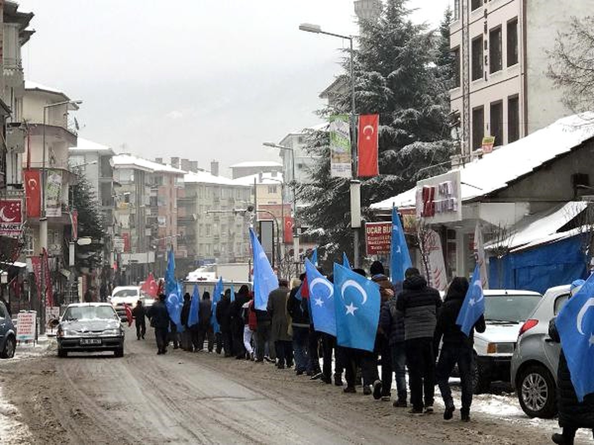 Çin\'i Protesto İçin İstanbul\'dan Yürüyenler, Kızılcahamam\'da