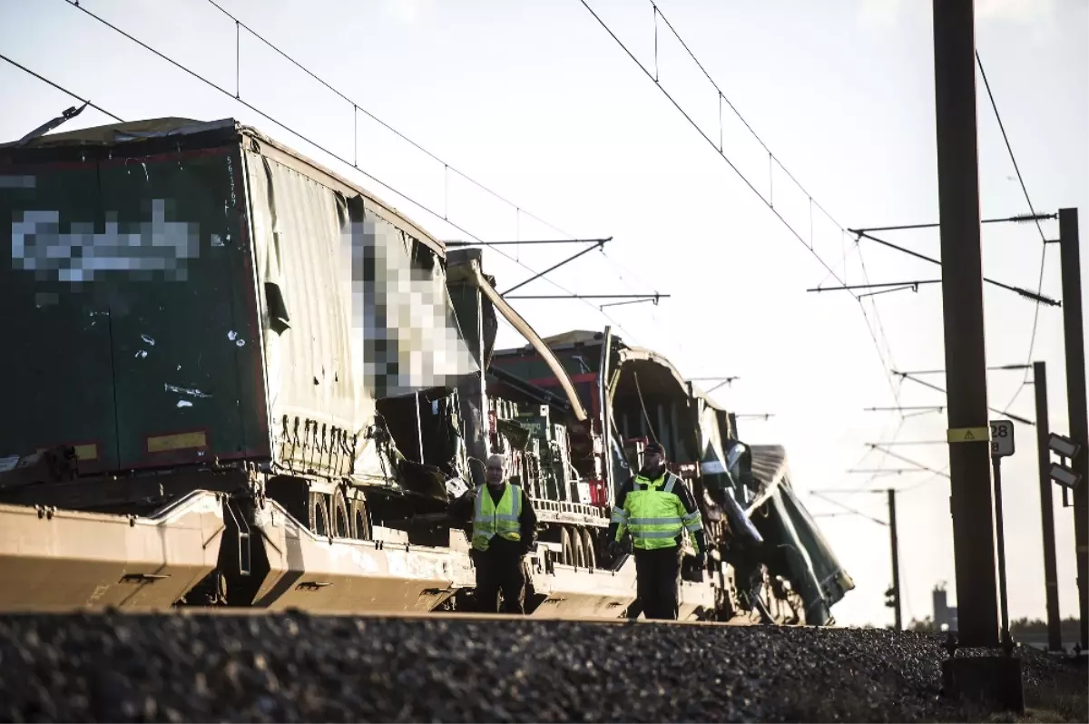 Danimarka\'da Tren Kazası: Çok Sayıda Ölü Var