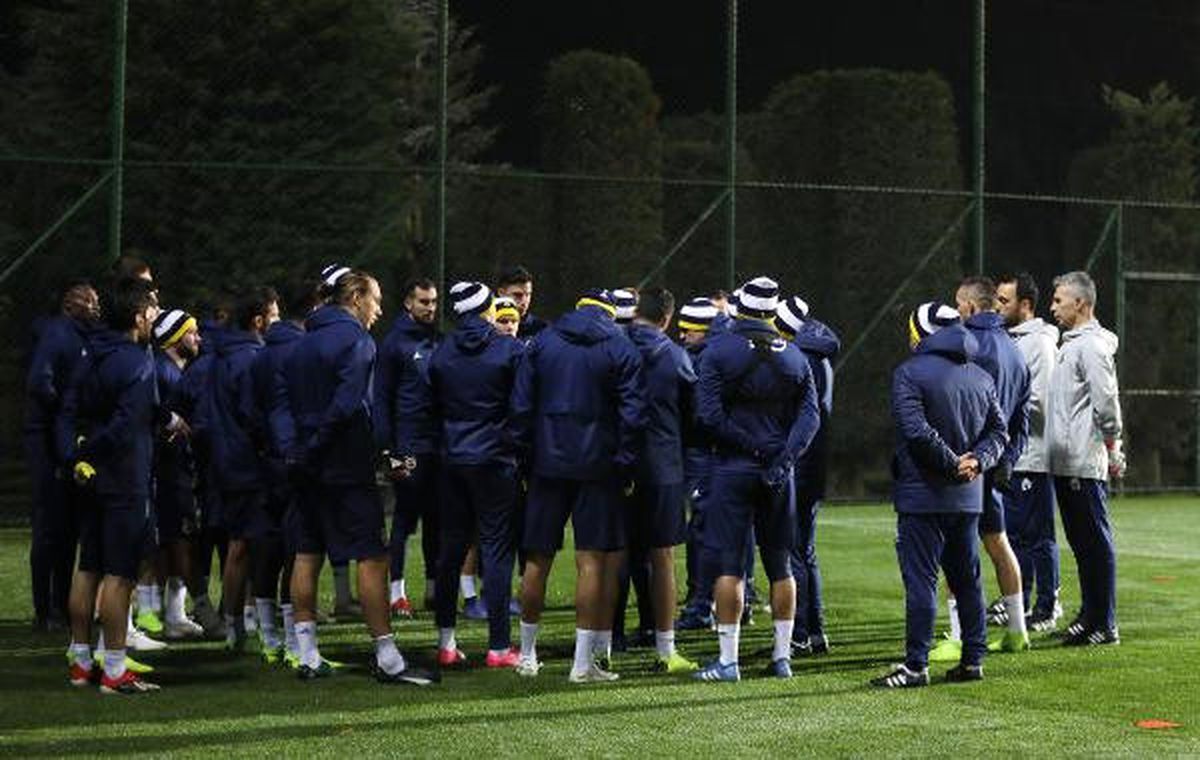 Fenerbahçe, İkinci Devre Hazırlıklarına Start Verdi