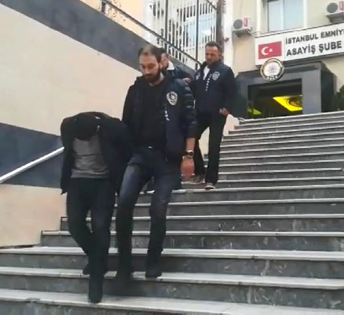 İçtikleri Purodan Yakalandılar