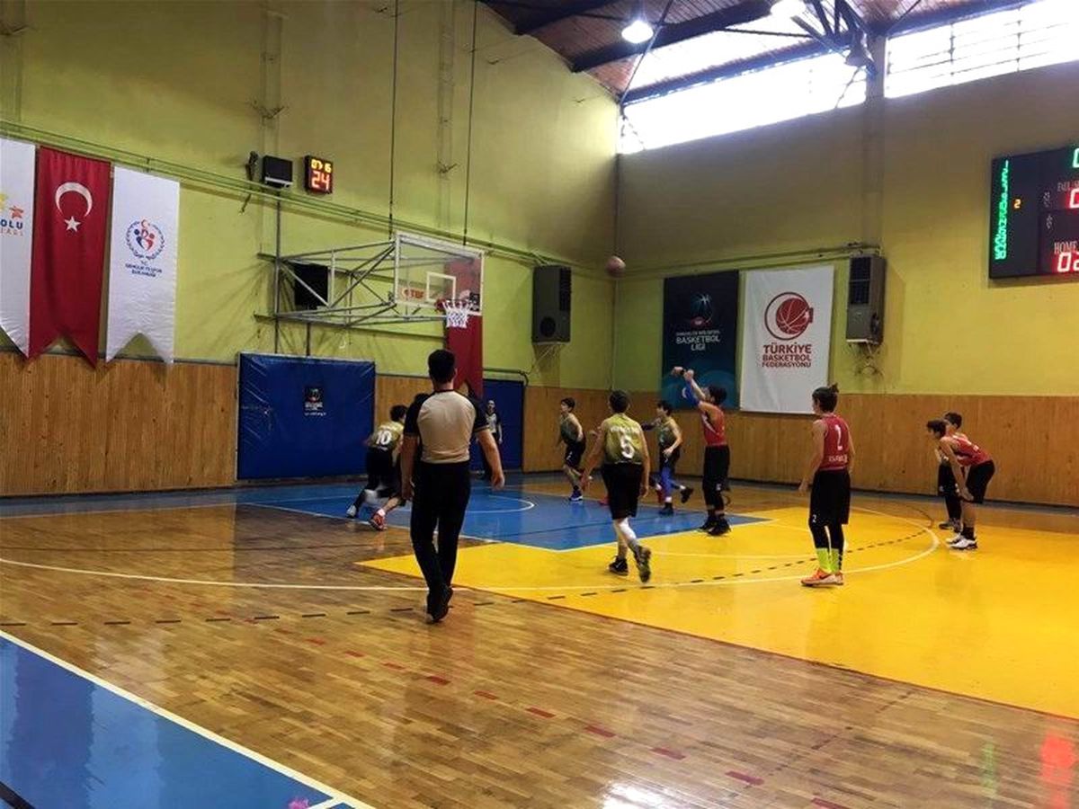 Karaman Analig Basketbol Takımı Çeyrek Finalde