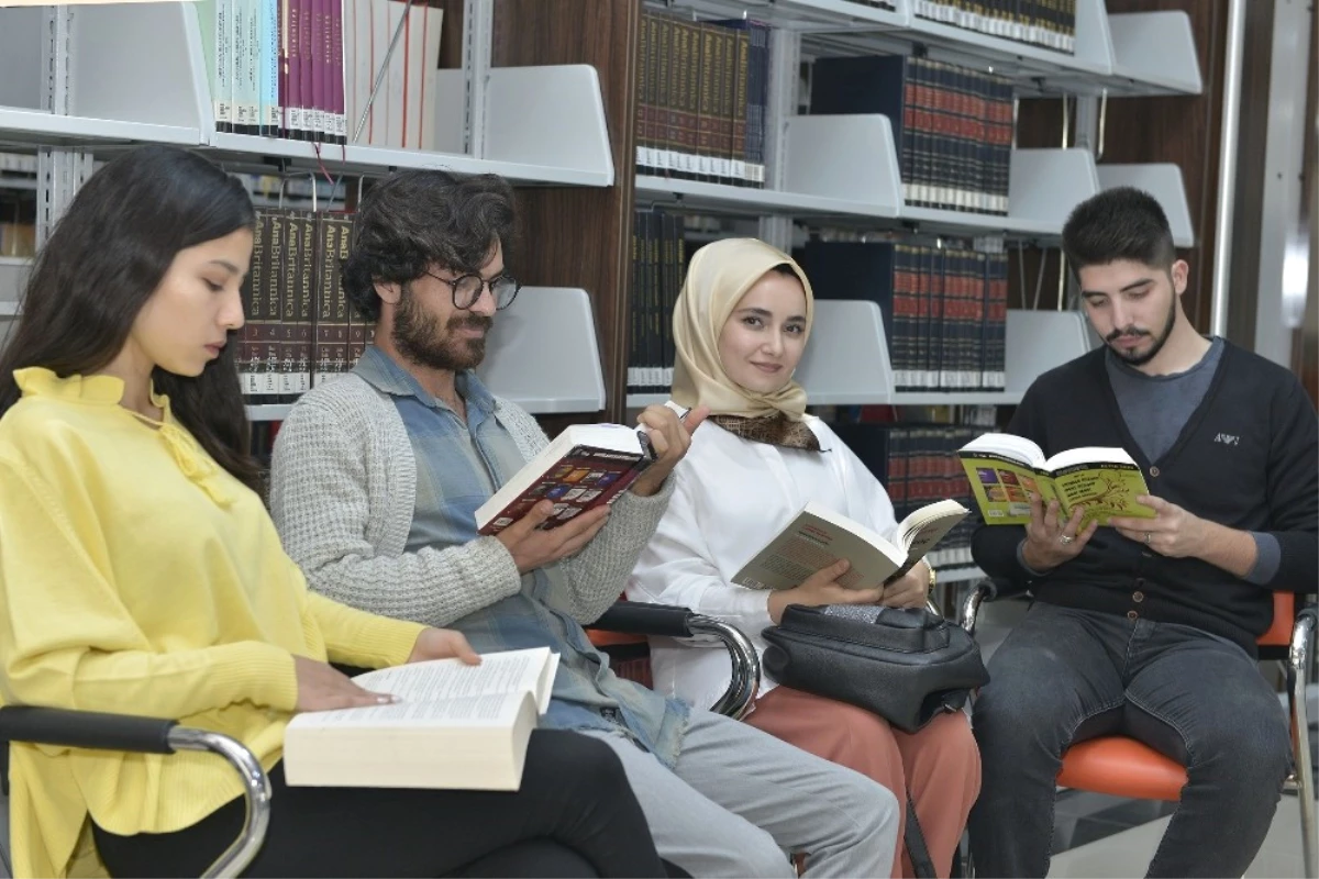 Kmü Kütüphanesinden 2018\'de 21 Bin 200 Kitap Ödünç Alındı