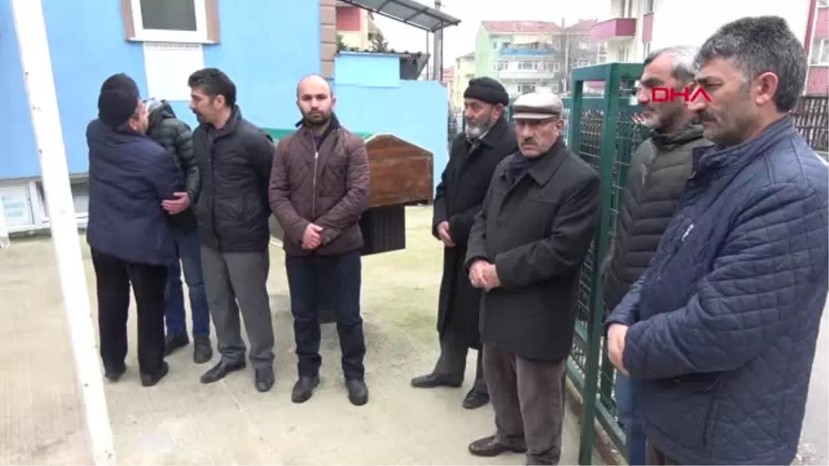 Kocaeli Yılbaşı Gecesi Öldürülen Kardeşler Toprağa Verildi