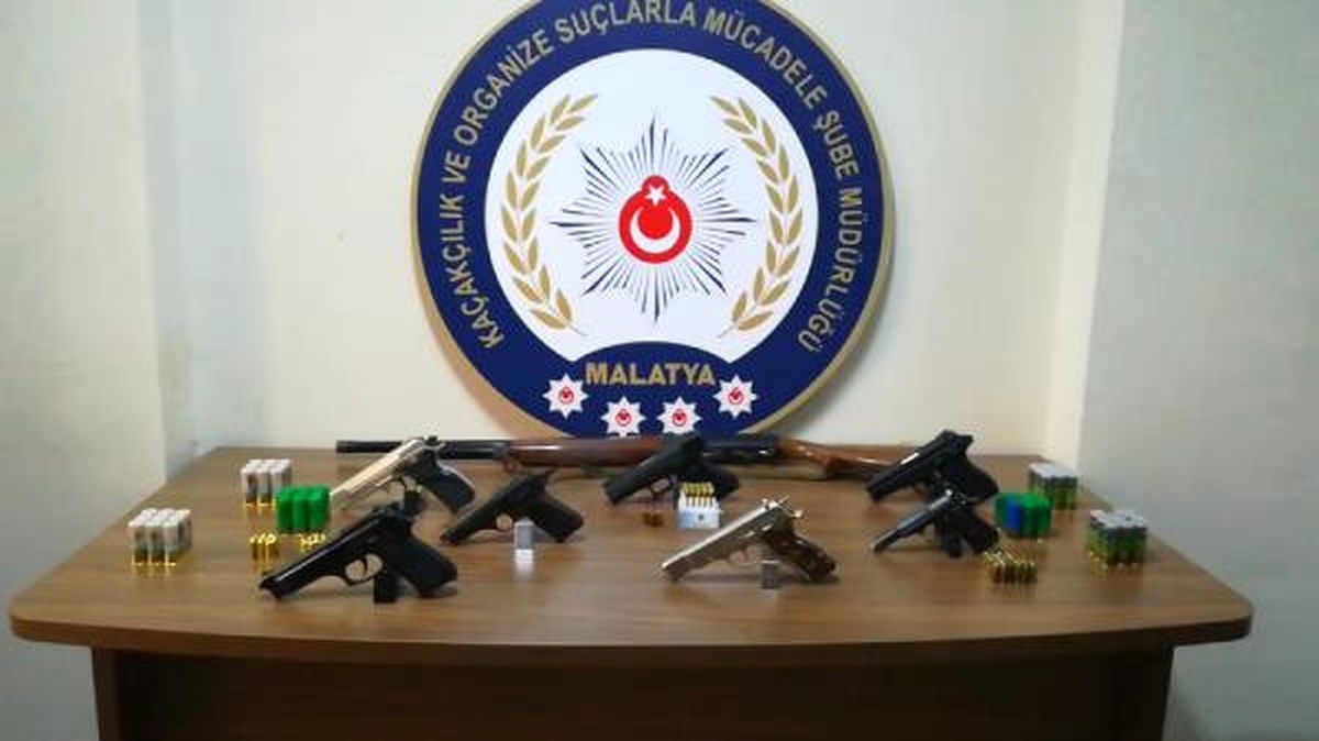 Malatya\'da Silah Kaçakçılığı Operasyonu: 2 Tutuklama