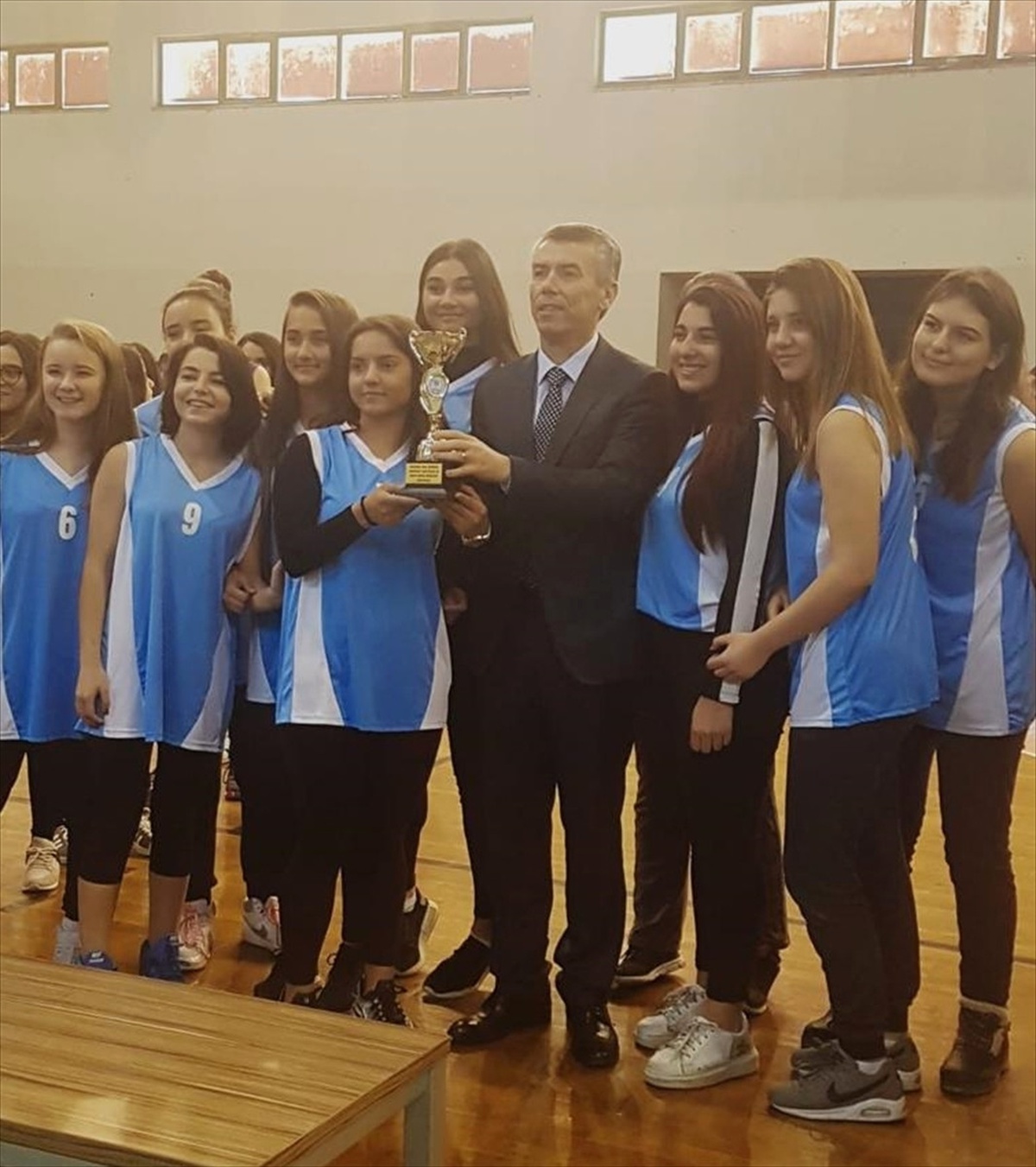 Okul Sporları Körfez Bölgesi Kupa Töreni