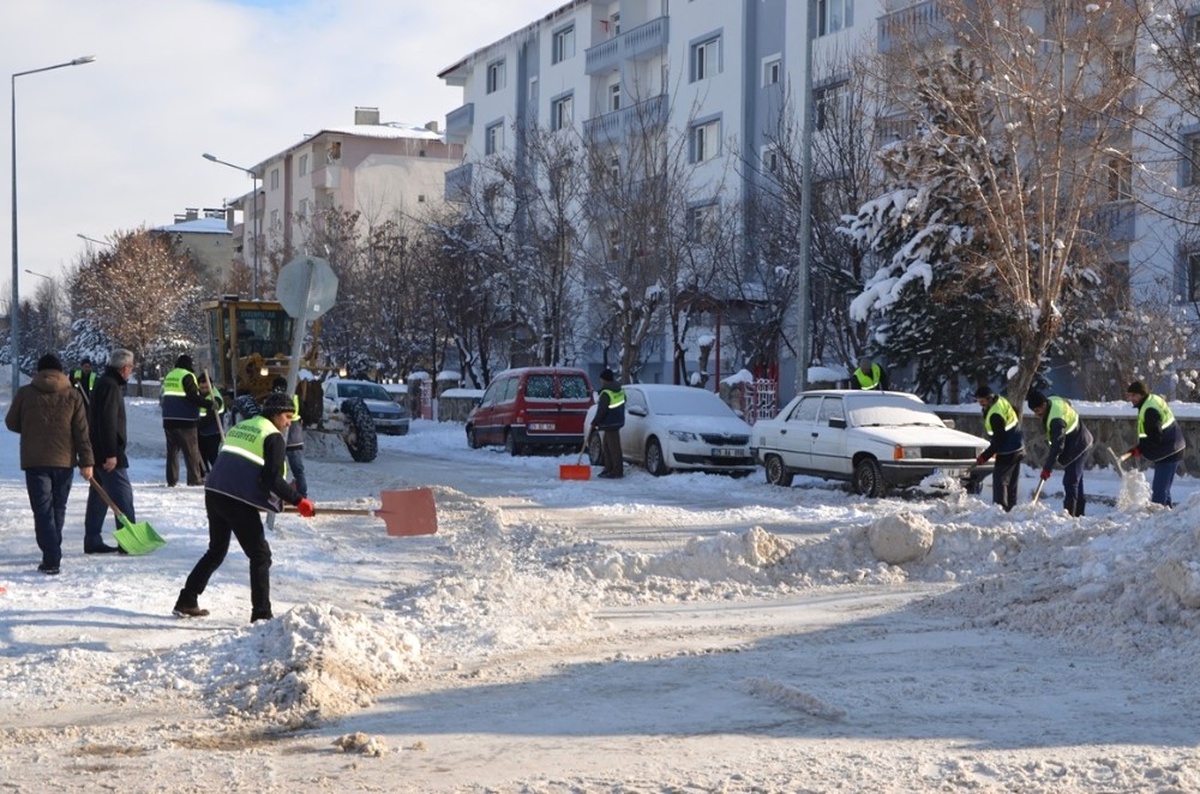 Palandöken Belediyesi Karı Şehir Dışına Taşıdı
