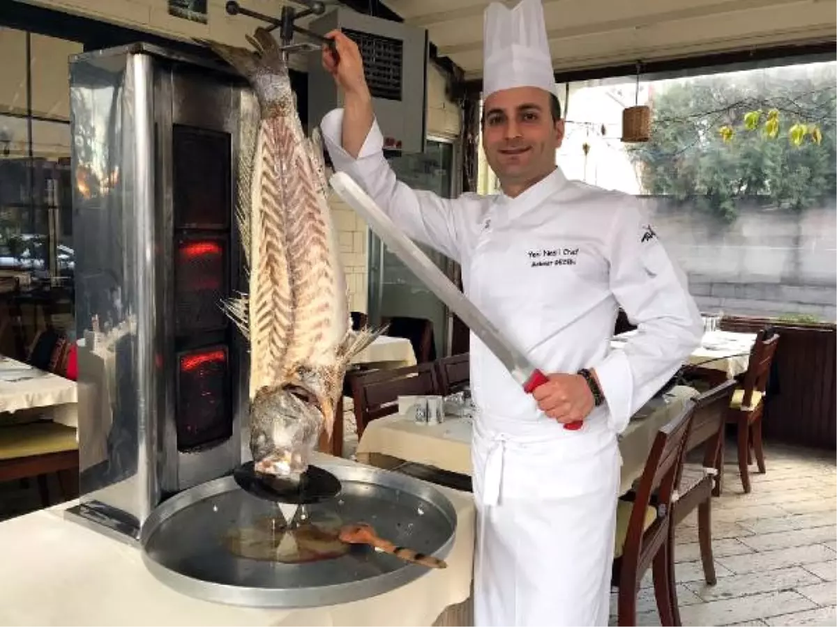 Restoranında "Bütün Balık Döner" Yaptı! Tadan Lezzetine Doyamadı