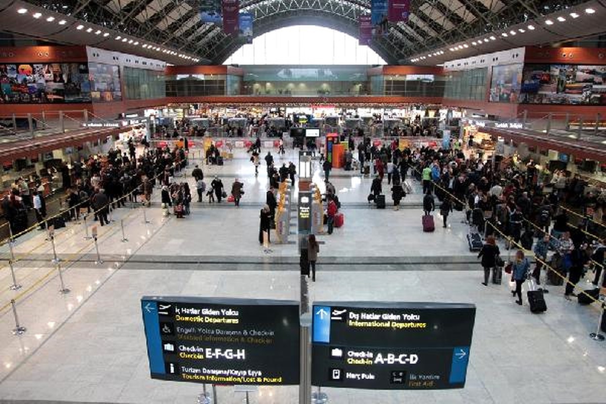 Sabiha Gökçen\'i Yılbaşı Tatili Boyunca 455 Bin Yolcu Kullandı