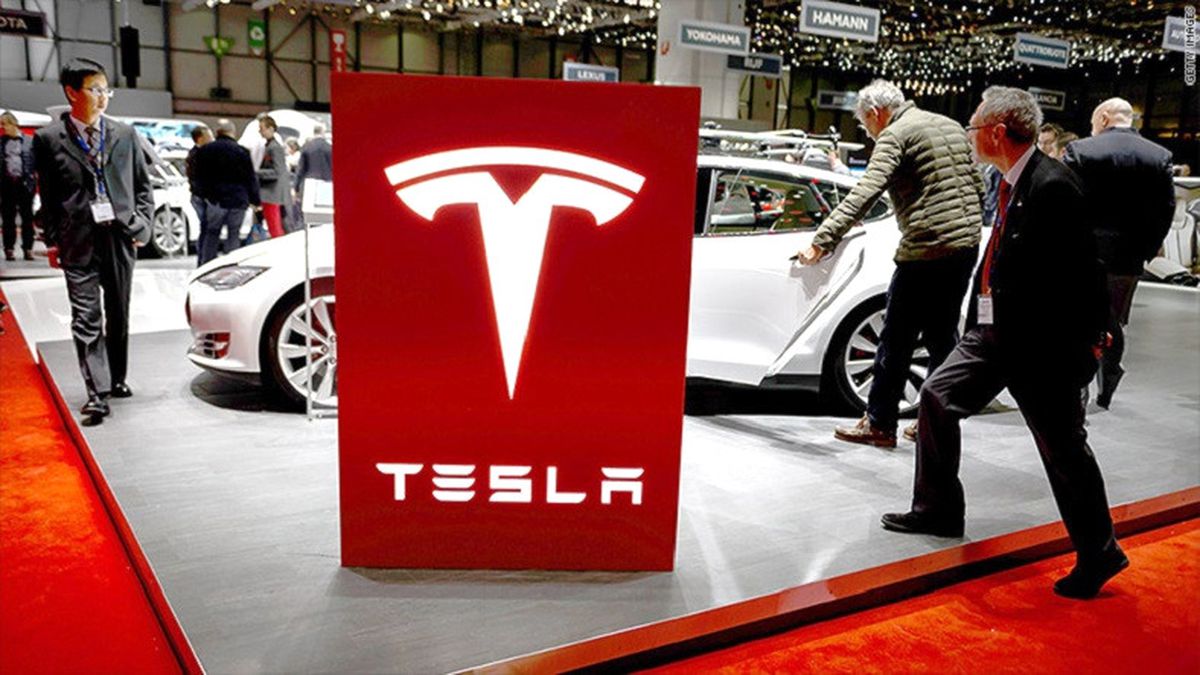 Tesla, Beklentileri Karşılamayan Model 3 Üretimiyle Wall Street\'i Hayal Kırıklığına Uğrattı