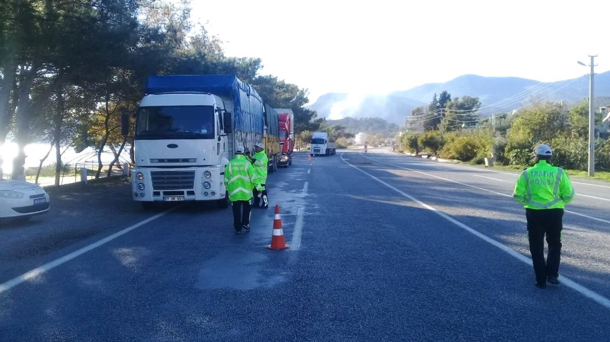 Trafik Polisleri Kış Denetiminde