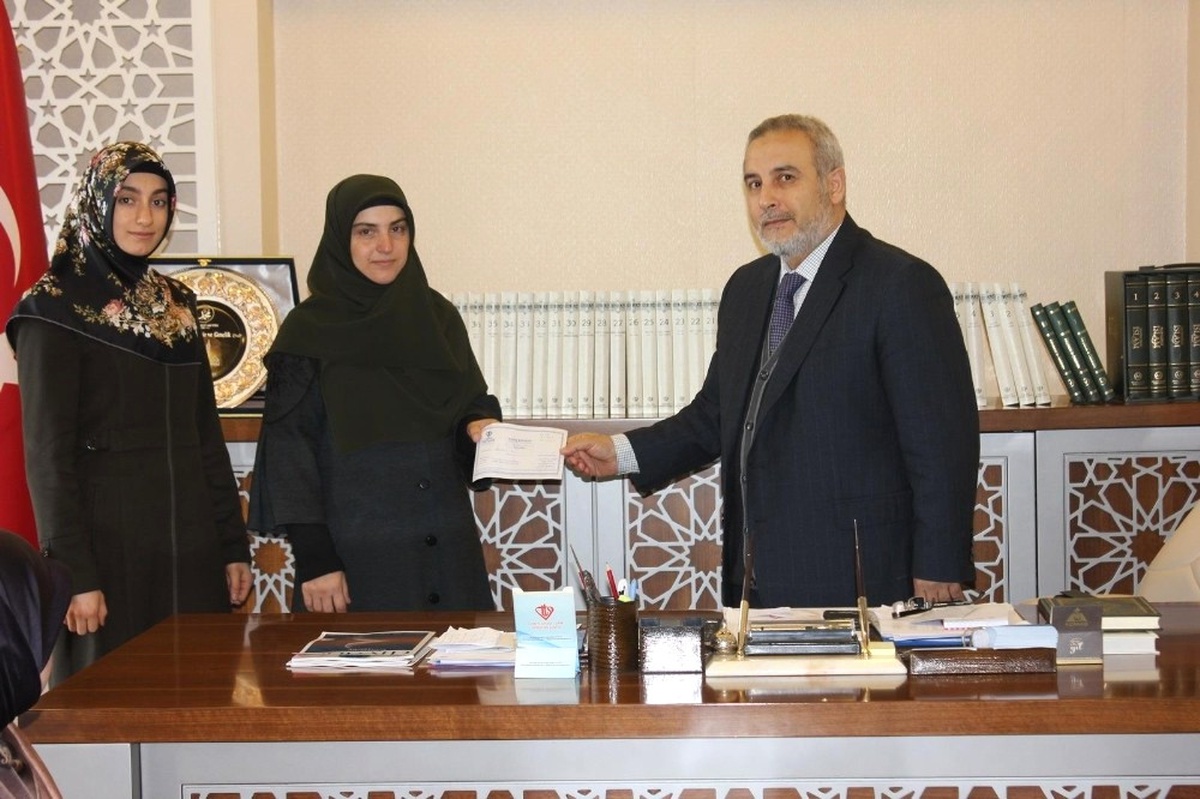 Vefa Gençlik Kulübü Gençlerinden Yemen\'e Destek Kampanyası