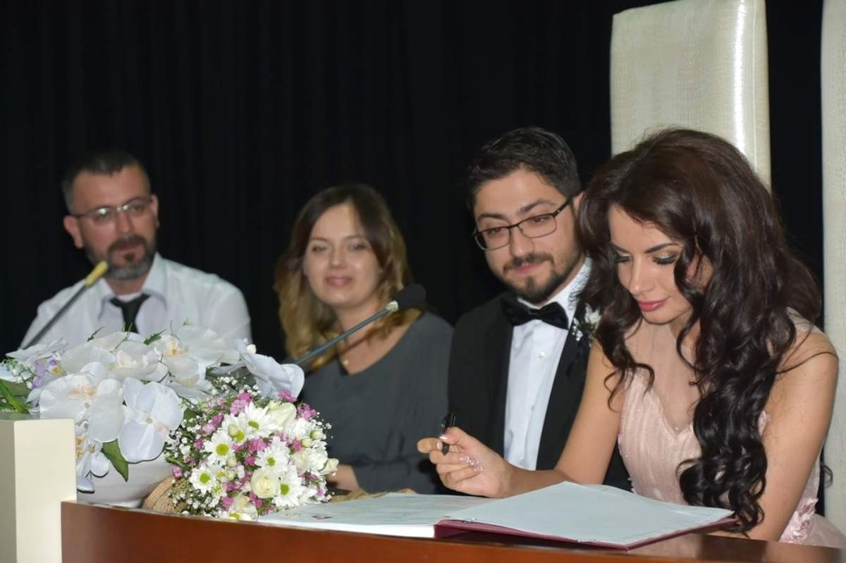Aliağa\'da Bir Yılda 602 Çift Nikah Masasına Oturdu