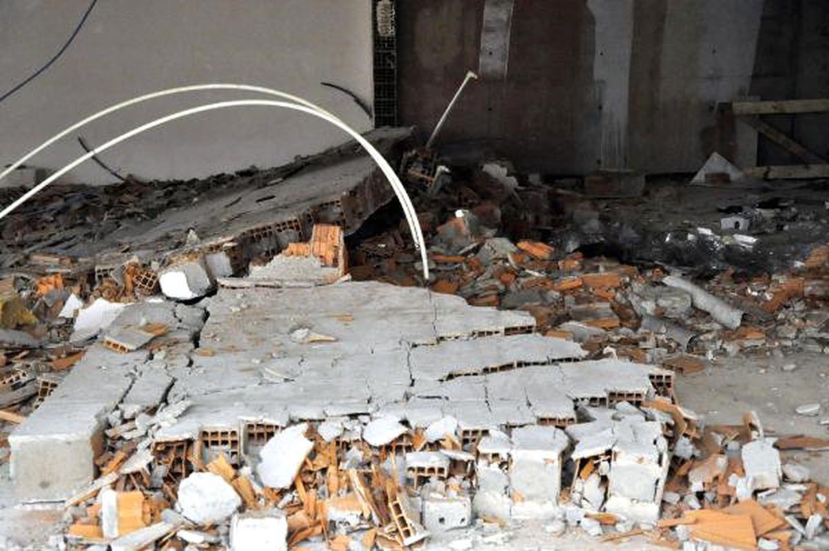 Ankara\'da İnşaatta Duvar Yıkıldı: 1 Yaralı