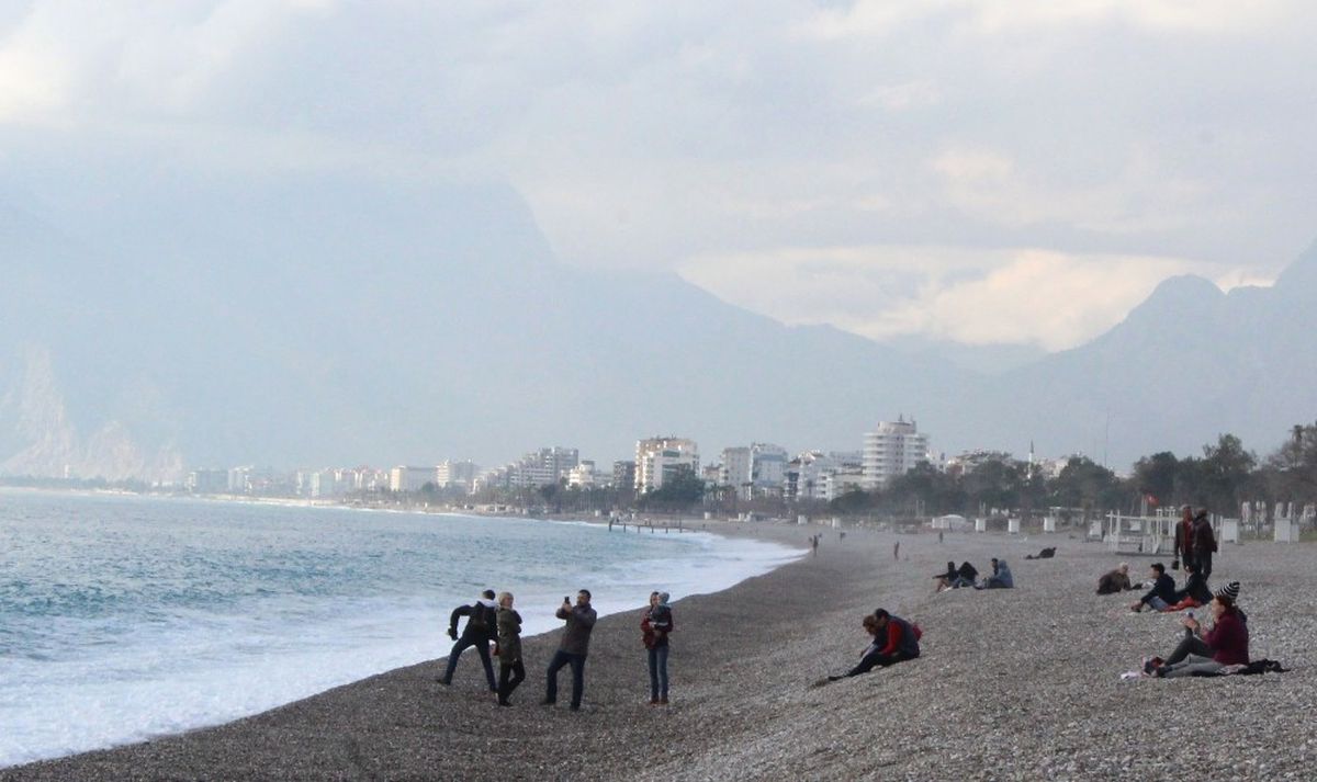 Antalya\'da Ocak Ayında Deniz Keyfi