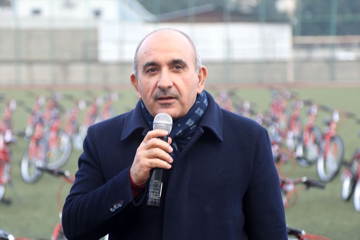 Belediyeden "15 Bin Eve 15 Bin Bisiklet"