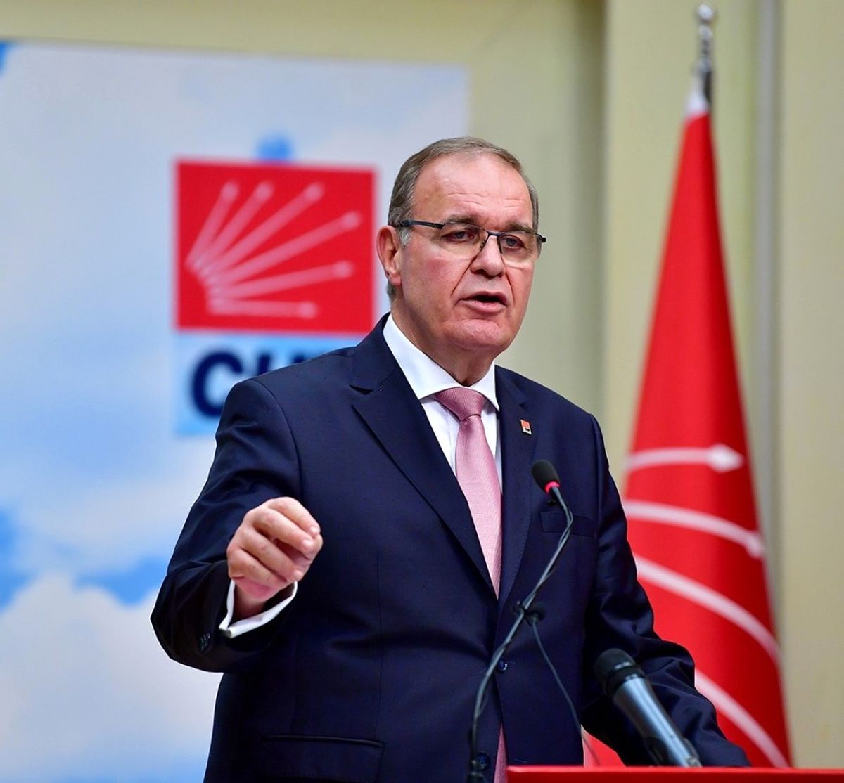 CHP Sözcüsü Öztrak: "Vatandaşın 25 Kuruş Ödeyecek Hali Olmadığı Ortaya Çıktı"