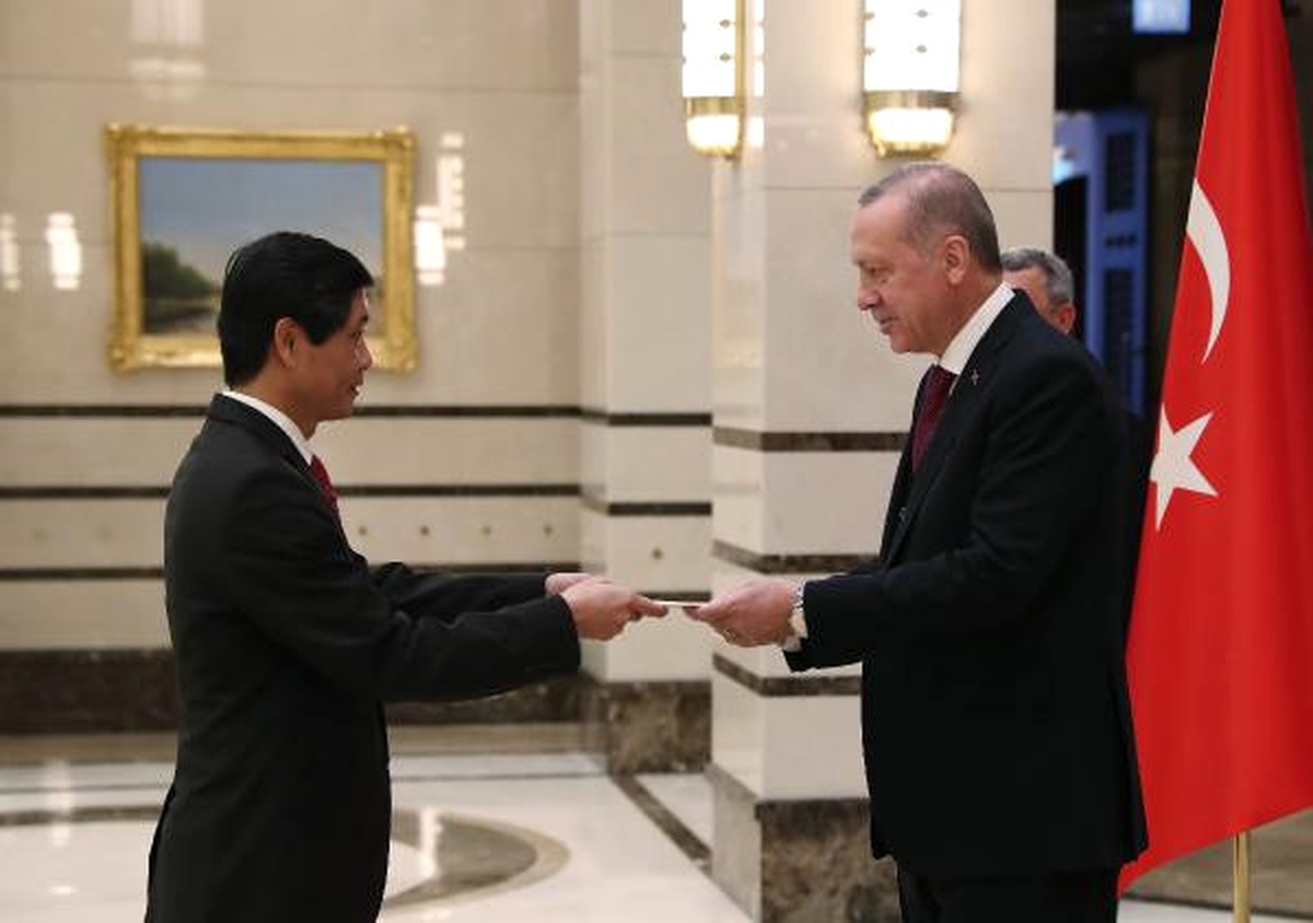 Cumhurbaşkanı Erdoğan\'a, Vietnam Büyükelçisi Tran Quang Tuyen\'den Güven Mektubu
