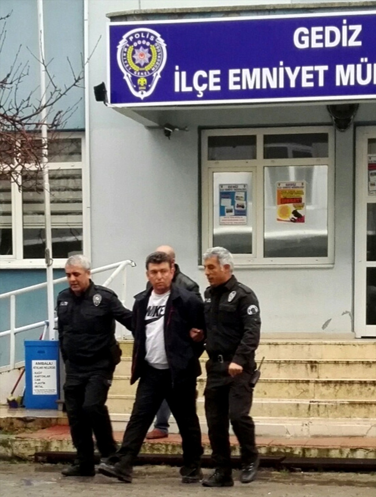 Damadın Kayınpederini Bıçaklayarak Öldürdüğü İddiası