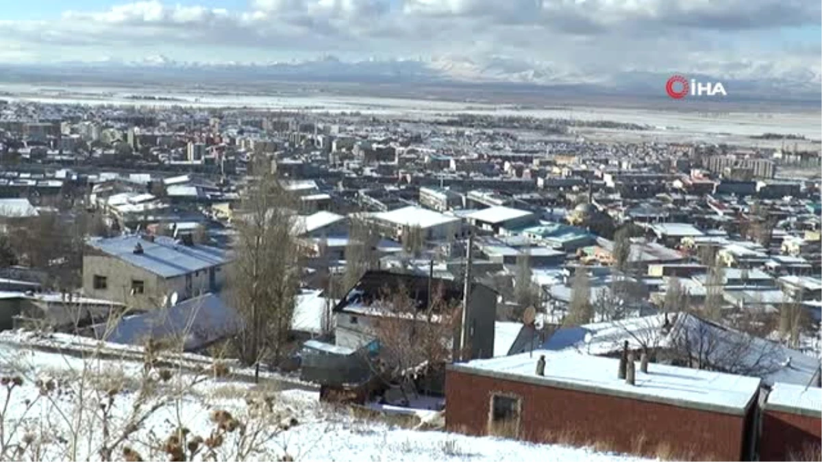 Erzurum\'da Aşırı Soğuklar Hayatı Dondurdu