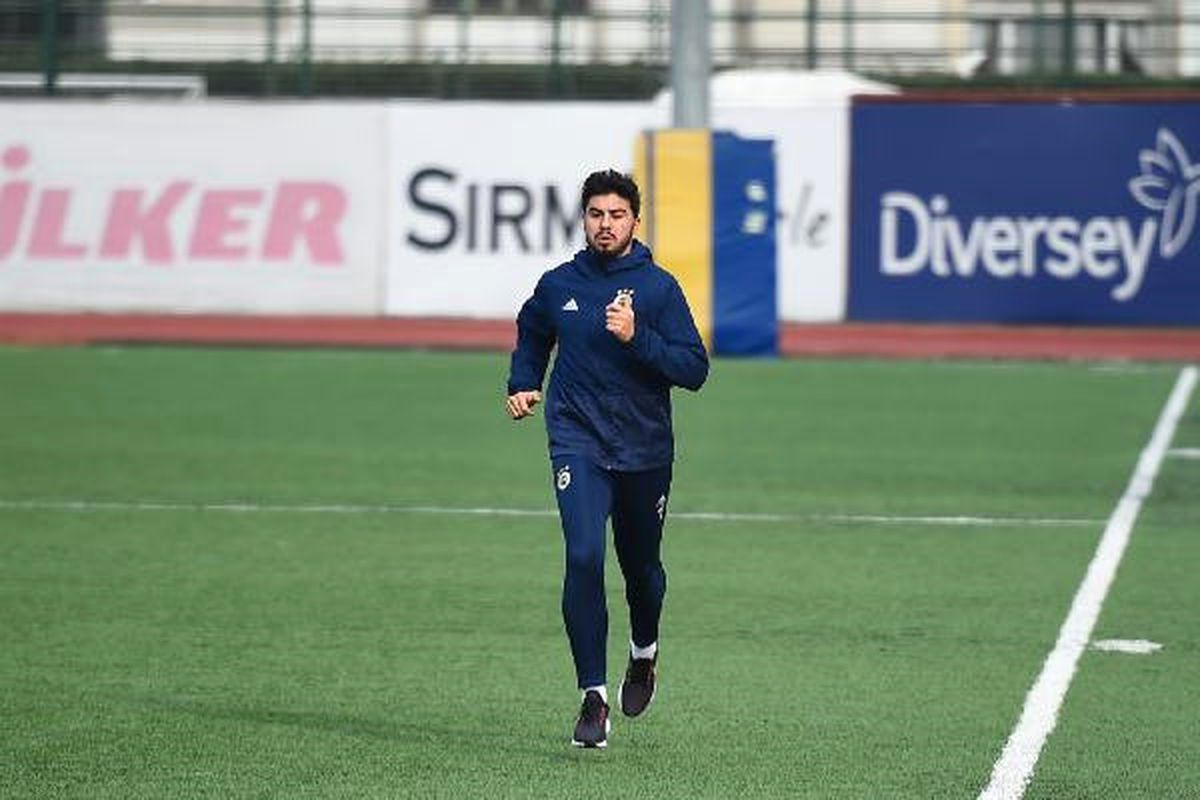 Fenerbahçe\'de Affedilmeyen Tek İsim Ozan Tufan Çalışmalarını Sürdürüyor