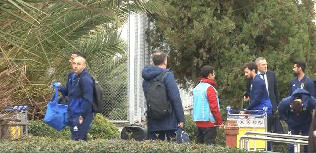 Fenerbahçe Devre Arası Kampı İçin Antalya\'ya Gitti