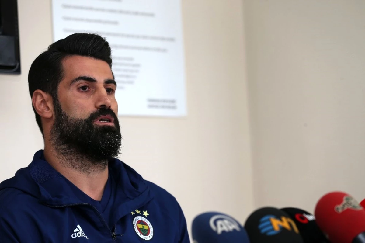 Fenerbahçe Volkan Demirel\'in Affedildiğini Açıkladı