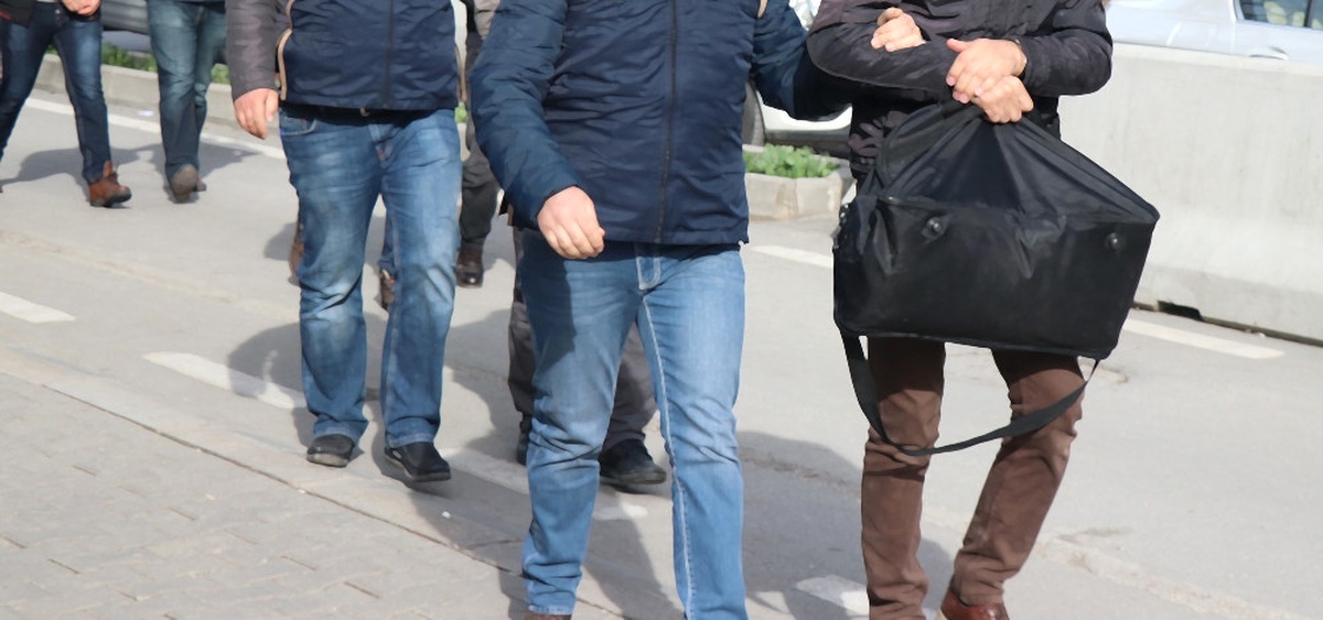 Günün En İğrenç Haberi: 18 Gözaltı