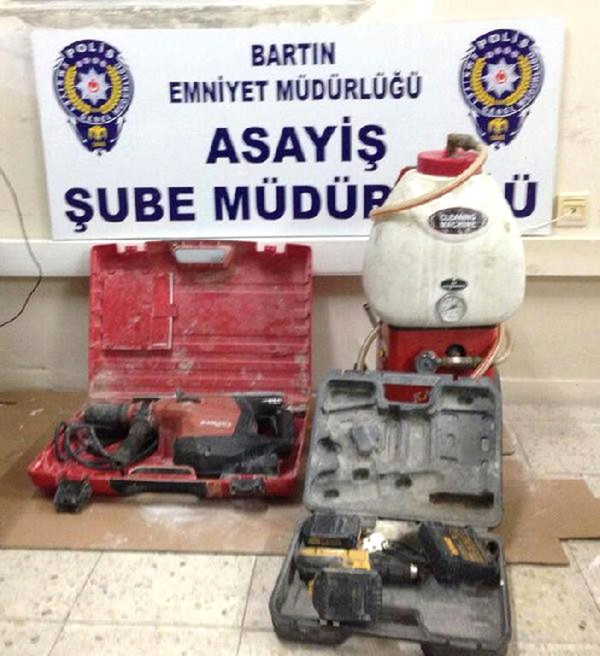 İnşaat Malzemesi Hırsızlığına 5 Gözaltı