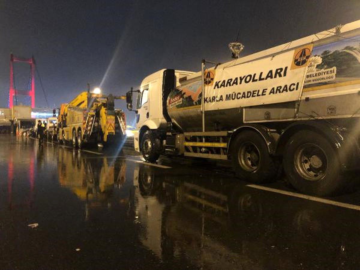 İstanbul Yollarında Kar ve Buzlanma Önlemi (2)