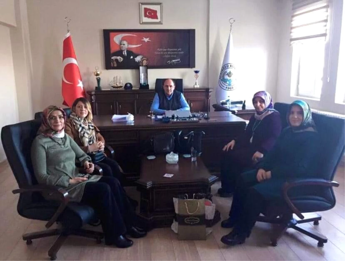 Kadın ve Demokrasi Derneği\'nden Başkan Ersen\'e Ziyaret