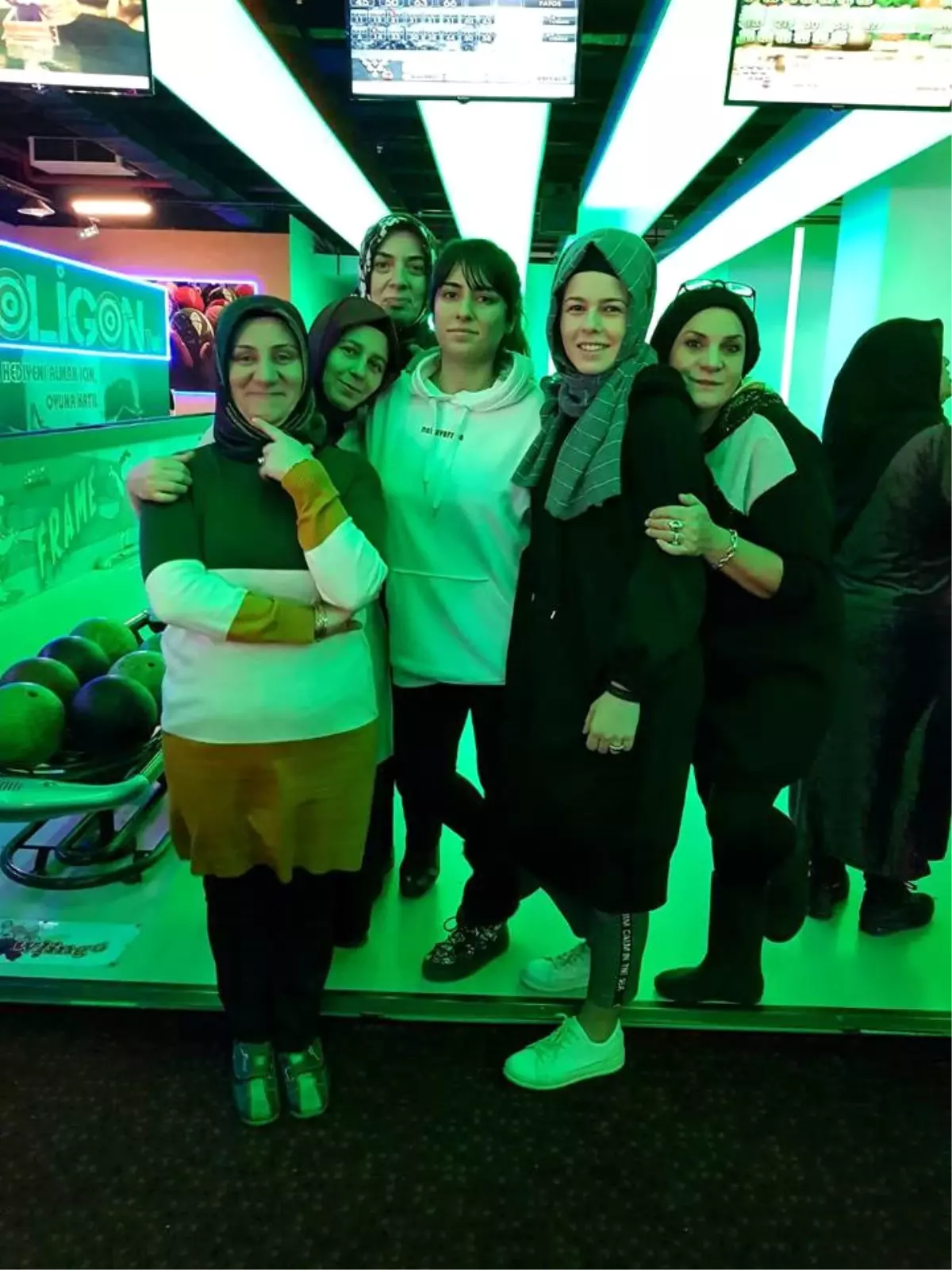 Kartepeli Kadınların Bowling Keyfi