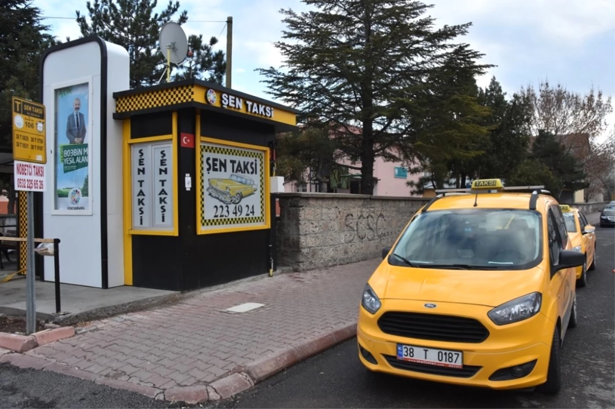 Kocasinan Belediyesi 21 Taksi Durağını Yeniledi