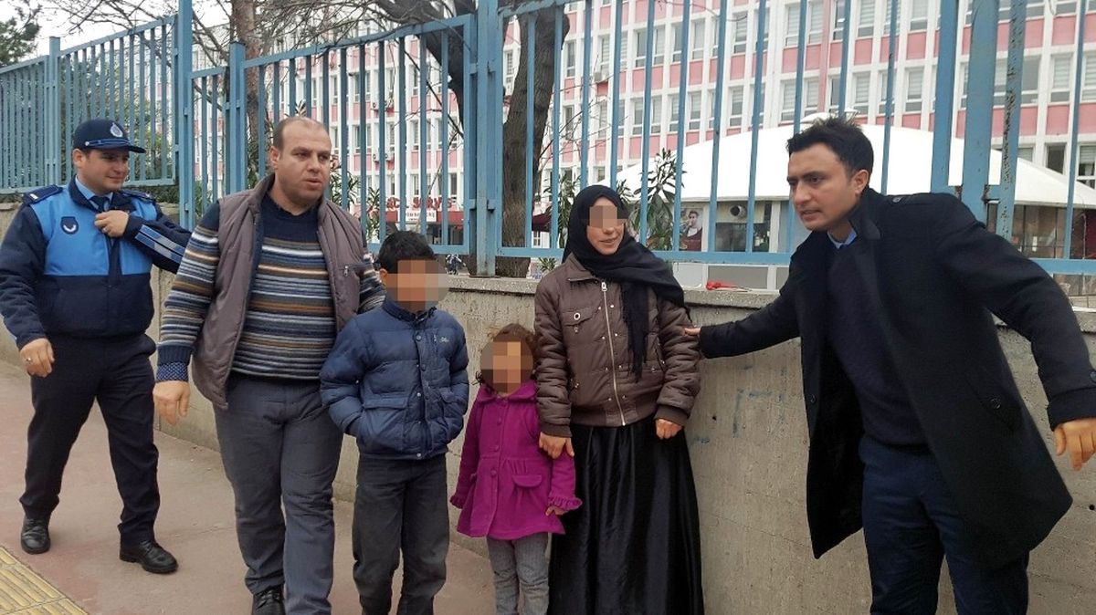 Küçük Çocukları Dilendiren Yabancılara Operasyon