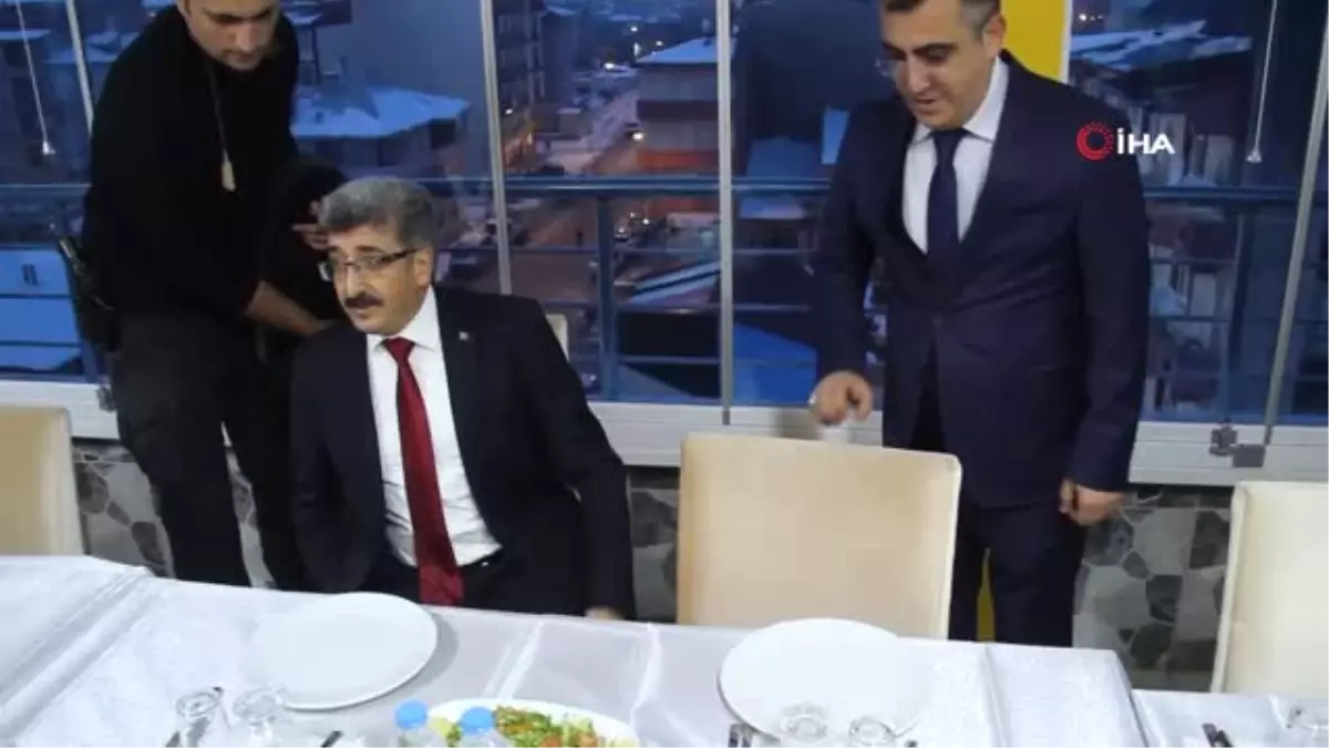 Mehmet Emin Bilmez Van\'a Gitmeden Muradiye\'ye Geldi