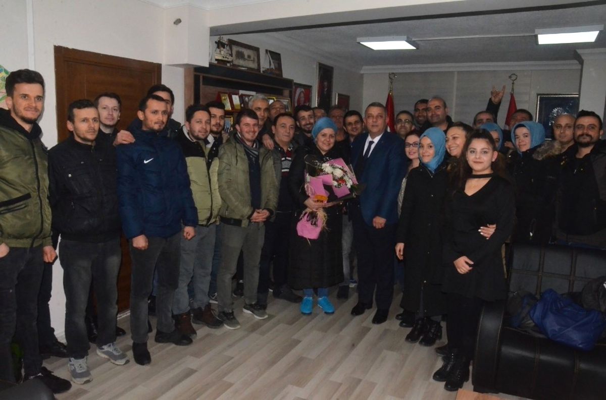MHP\'li Başkan Adayı Bıyık\'a İşçilerden Destek