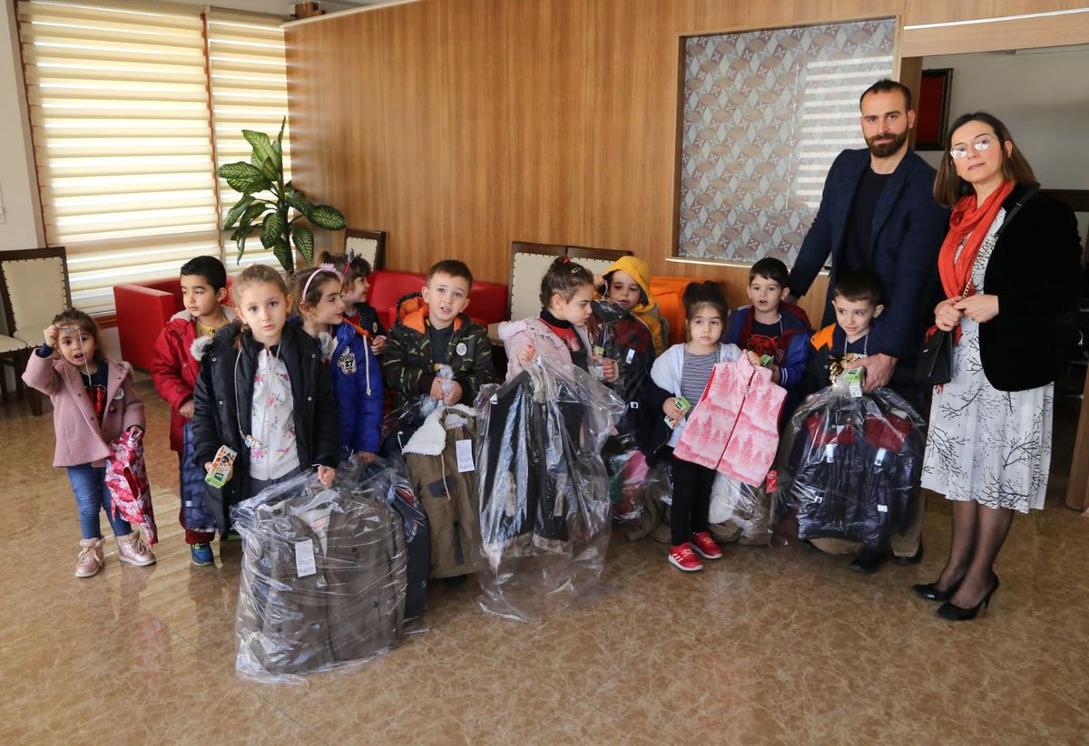 Minik Kalplerden Örnek Davranış