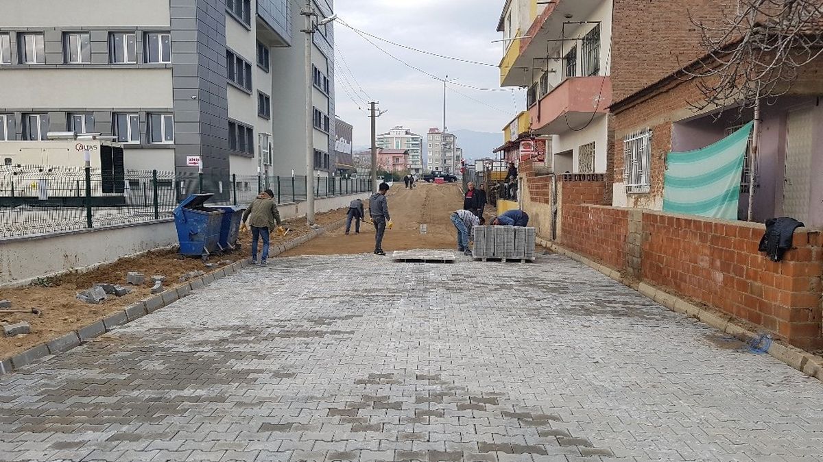 Nazilli Belediyesi Yenilediği ve Açtığı Yollar ile Ulaşım Ağını Rahatlatıyor