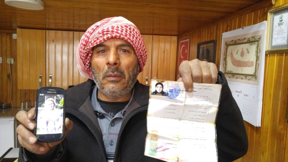 Suriyeli Baba Kaybolan Kızını Arıyor