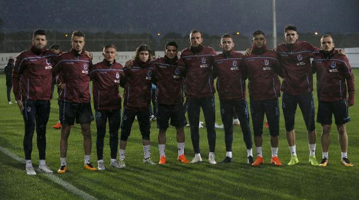 Trabzonspor, İkinci Yarı Hazırlıklarına Antalya\'da Başladı
