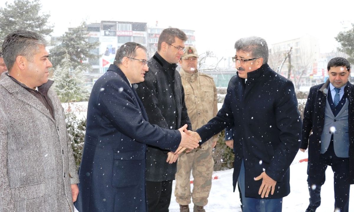 Vali Gülmez Göreve Başladı