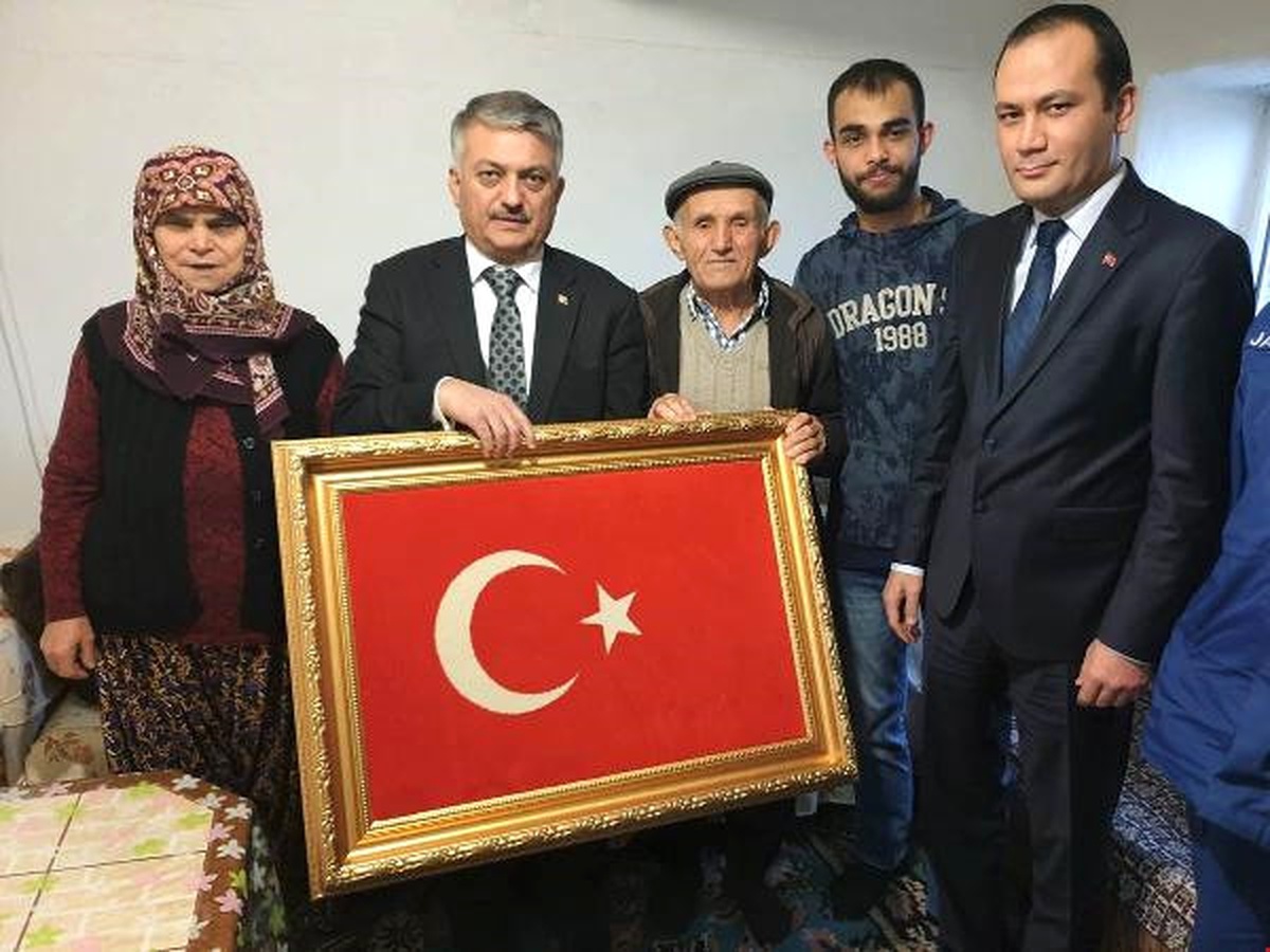 Vali Yazıcı\'dan Şehit Ailesine Ziyaret