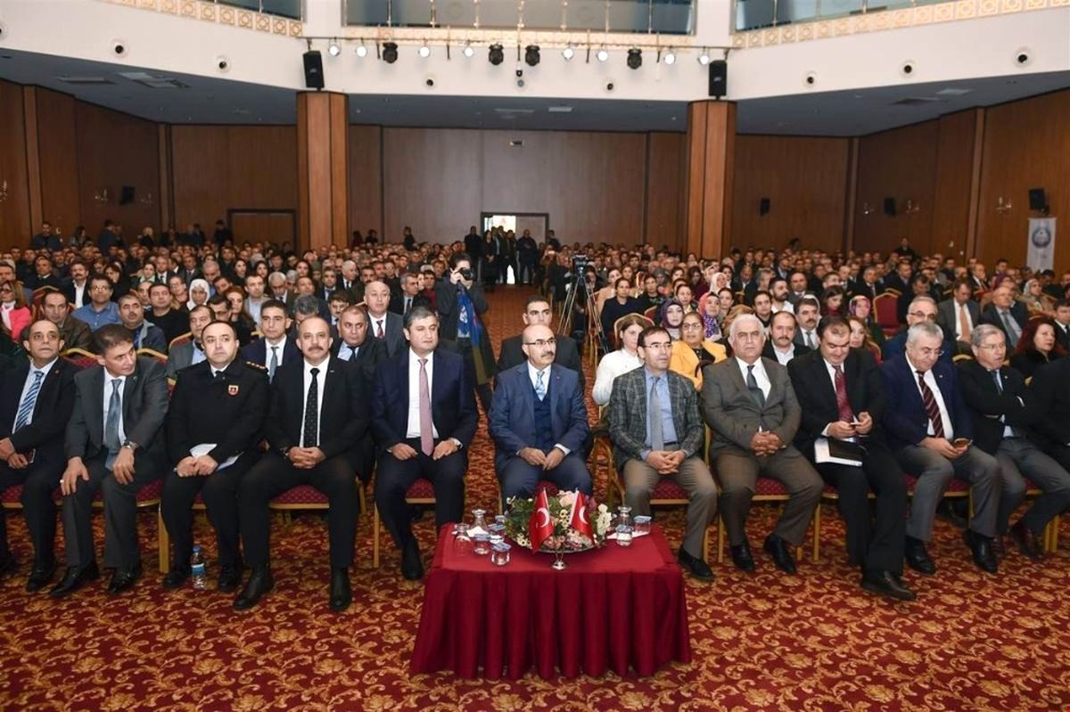 Adana\'da "Bağımlılıkla Mücadele"