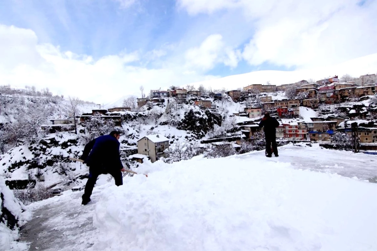 Bitlis\'ten Kartpostallık Kış Manzaraları