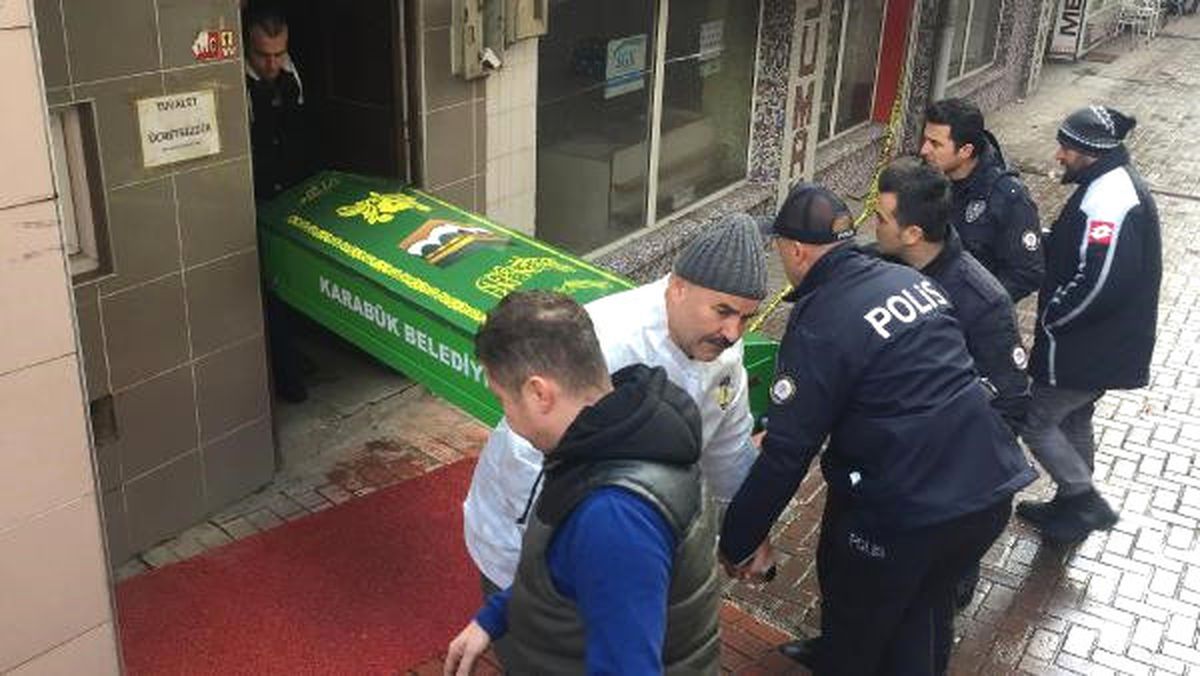 Cami Tuvaletinde Ölü Bulundu