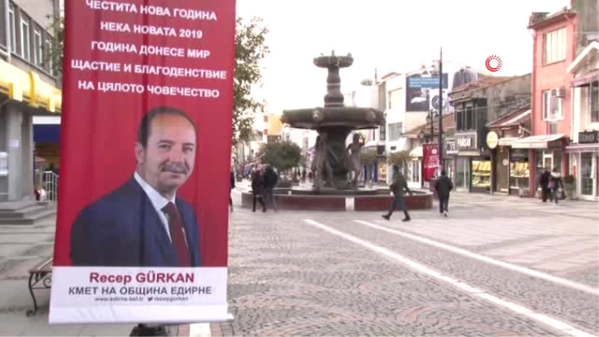 CHP\'li Belediye Başkanı Gürkan\'a "Yunan Afiş" Tepkisi