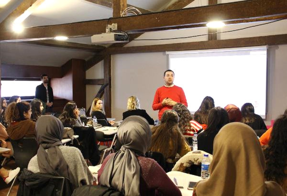 Çocuğun 2 Buçuk Yaşındaki İnatçılığı Geçici Bir Süreç"